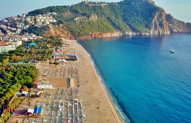 Alanya Kleopatra Plajı ve kalesi